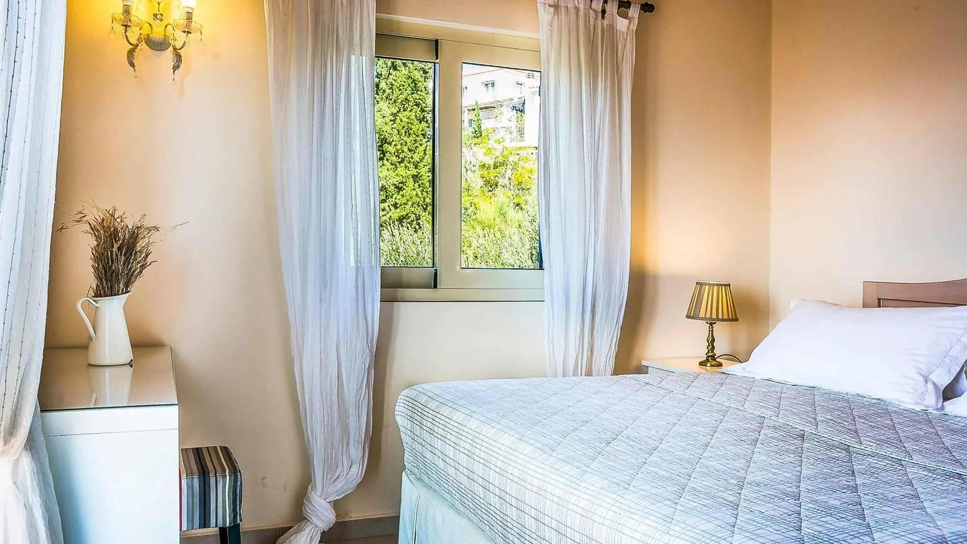 Villa Louloudia Ratzaklion